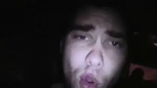 drunk guy trys to lip sync thunderstruck