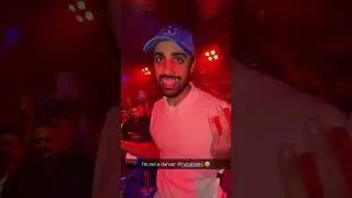 Мы встречаемся с Норой Фатехи и Шахрукх Кханом.