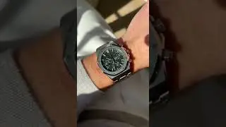 The beautiful green dial of this AP Royal Oak Chronograph 50th Anniversary 🤩💯