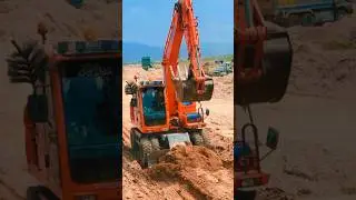 crane machine se Mitti ki trali load ho rahi hai#shorts#ytshorts #shortvideo#shortviral|ismailshorts