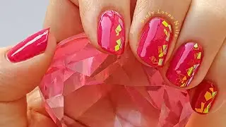 Broken Glass Effect over Pink Polish Nail Art | Short Nails