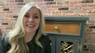 Jo Flips It - Giving new life to old furniture