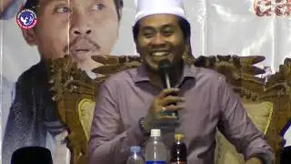 Pengajian KH Anwar Zahid bikin ketawa lucu banget terbaru 2018 Full video