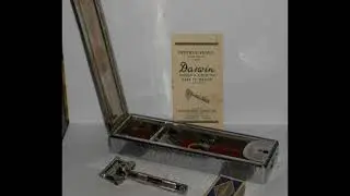 1935 Darwin Razor in Original Shipping Box W 2 Blades And Instructions