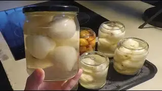 👉 Poires au Sirop L&eacute;ger &agrave; la Vanille #conserves de poires pour l'hiver #poire #r&eacute;gime minceur 🍐