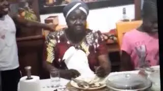 Obs&egrave;ques m&eacute;m&eacute; Gaby _ video en famille