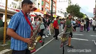 Queen &mdash; Bohemian Rhapsody saxophone cover by Nikko Basbas Ibasan &mdash; Street Music Philippines
