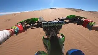 siguiendo en las DUNAS al  buggy 2JZ-GTE en la kawasaki