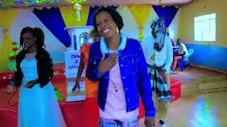 ACHOME  WERITAB JEHOVAH.LiVe performing at AINAMOI DELIVARENCE