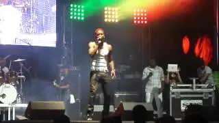 Konshens Performing Gal A Bubble