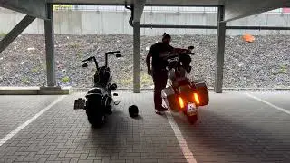 Harley-Davidson FatBoy 114 vs  Road Glide 121 Cvo Exhaust