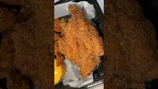 Eating Chicago: 📍Cleo&rsquo;s Southern Cuisine #reels #shorts #comfortfood  #food #plussizechi