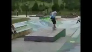 Welcomesk8 team. MADRIDERS skate video