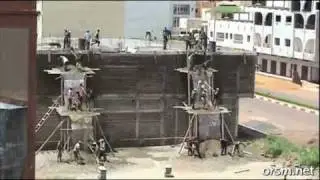 INCREDIBLE - African Construction Workers 1