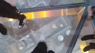 Edge at Hudson Yards: Glass Floor Challenge