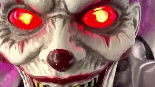 DecoImprove - Schuddende Clown Hangdecoratie