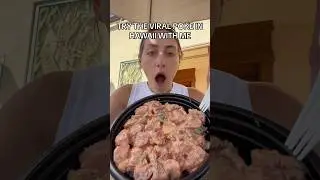 Trying the viral poke in Hawaii!!!