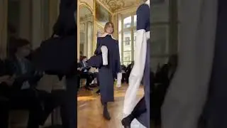 The Row, where Ashley and Mary-Kate Olsen defined a new proportion for resort.