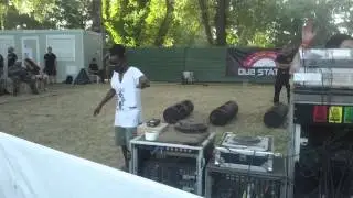 Salomon Heritage ft Ras Tweed playin Joshua's Anthem + versions @ Garance Dub Corner 2013
