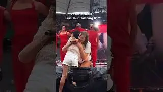 22 hat moment Hamburg Night 1 - it&rsquo;s a rain show again!! #taylorswift