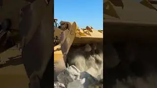 Cat 963 Loader #virlshorts #trendingshorts #youtubeshorts #loader #excavator