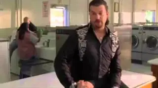 Kenny Powers : Honey I love you, but you have clothes like a fucking dickhead