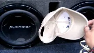 Subwoofer pioneer planet audio 5000 watts .