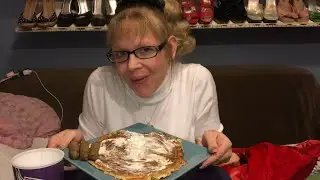Keto Mukbang...OMAD! Strawberry Cream Cheese pancake! Live keto today at 2pm CST SPECIAL GUEST 😉
