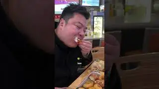 Eating buffalo wild wings in California #trump #china #buffalowildwings #fastfood #chinese 