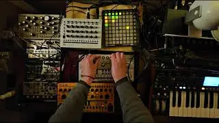 oki - wet snow (acid house jam)