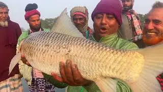 Winter fishing 🎣 An awesome fishing team are enjoying the big fishing moments 😍