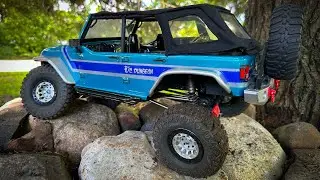 Custom Axial SCX10ii / RC4WD / Incision / BoomRacing / HobbyWing / Holmes Hobbies / Warrior Armor 