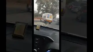 मजबूरी मैं सब काम होजाता है!! - Tata Winger jumping divider😳😐 #shorts