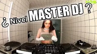&iquest;Master DJ? - Reyna Deyna en H&Ouml;R Berl&iacute;n, cuando juntas lo elegante con lo inesperado
