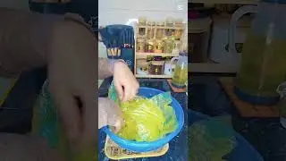 وصفة معقودة المحلات مع عصير  منعش و مليء بالفيتامينات