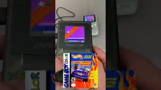 В Hot Wheels: Stunt Track Driver (GBC) есть режим для двух игроков с подключением по кабелю #HotW...