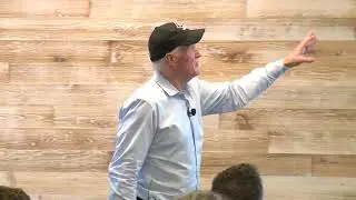 The similarities between Economics and Woodworking - Professor Kevin Murphy