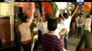 Bharat Bandh: BJP workers stop train at Patna railway station