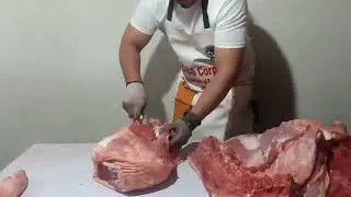 Primal cut of pork half carcass with anatomy #butcher #butcherslife #meat #food #anatomy 
