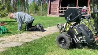 Робот газонокосилка Robomow RS635Pro S. Роботу повезло.