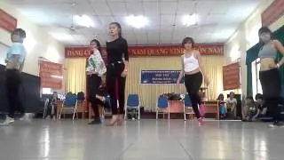 Oops!!I did it again-Oh dance team