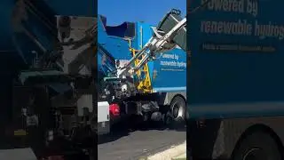 First to film SL01734 hydrogen ￼Geelong truck!