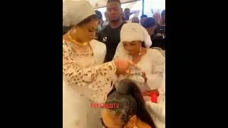 How slay Queens spray money at parties in Lagos. (Bobrisky).