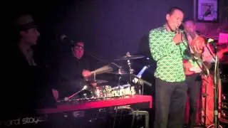 ROOSTER DAVIS GROUP Ain't No Sunshine