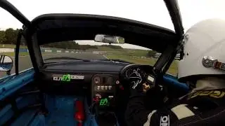 5Club MX5 Racing last race of the season at Donnington