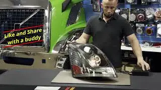 2003 2017  Volvo VNL headlights feature a unique aerodynamic lens design.