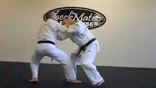 Throw setup for hip or ashi waza - Sat 11-12-2011 Judo class