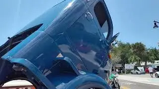 Dodge cab over diesel truck....who can guess the year, because I have no idea.....lol 😎💯🏁🤣