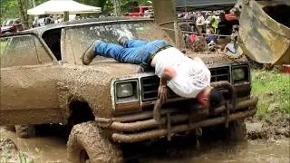PLAY BY PLAY  MUD BOG ACTION / JEFFREYS 2018/ 6 PARTICIPANTS