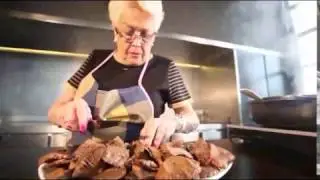 06 Llaminera de porc amb pinetells i rovellons